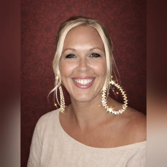 Crystal Oval Statement Dangle Earrings –Glam! - Picture 1 of 5